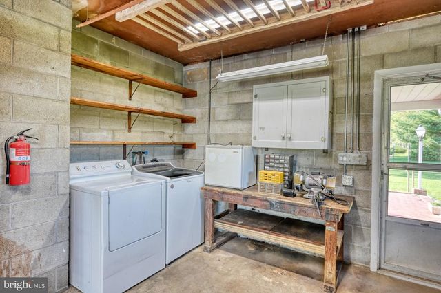 1315 FONDERWHITE RD, Lebanon, PA 17042