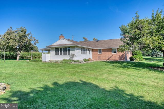 1315 FONDERWHITE RD, Lebanon, PA 17042