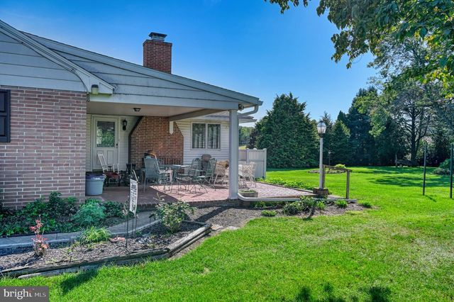1315 FONDERWHITE RD, Lebanon, PA 17042