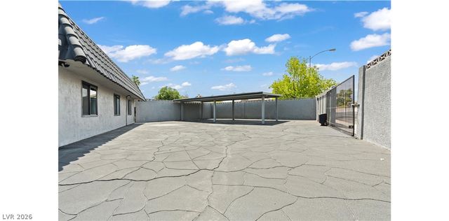 4501 Woodcrest Road, Las Vegas, NV 89121