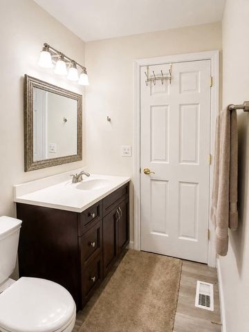 1010 Fox Run Lane, Algonquin, IL 60102