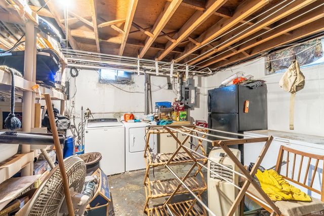 5326 Northcrest Drive, Fort Wayne, IN 46825