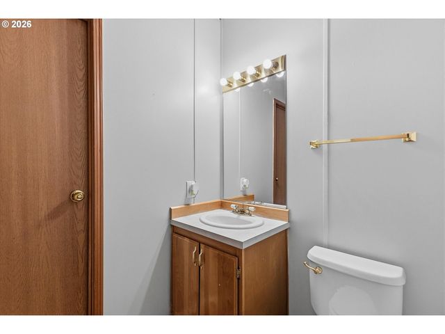 8300 Ne QUATAMA St 133, Hillsboro, OR 97006