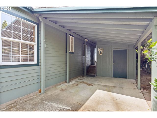 8300 Ne QUATAMA St 133, Hillsboro, OR 97006