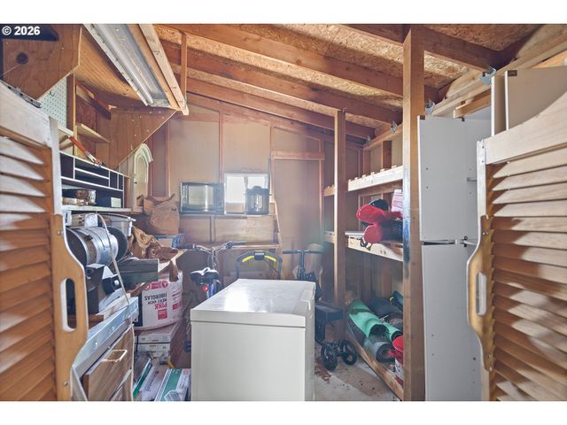 8300 Ne QUATAMA St 133, Hillsboro, OR 97006