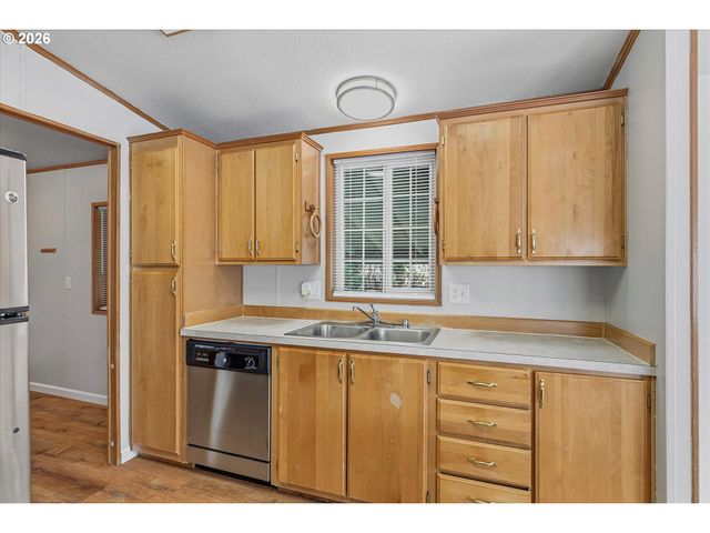 8300 Ne QUATAMA St 133, Hillsboro, OR 97006