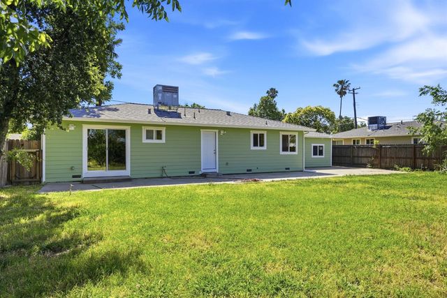 6907 7th Ave, Rio Linda, CA 95673