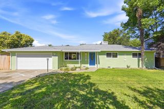 6907 7th Ave, Rio Linda, CA 95673