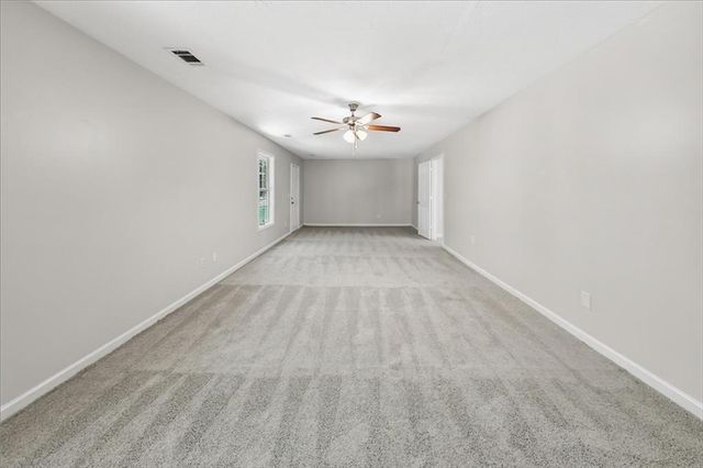 390 Oak Vista Court, Lawrenceville, GA 30044