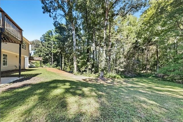 390 Oak Vista Court, Lawrenceville, GA 30044