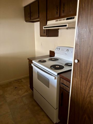 605 Colonial Drive, 2, Fort Walton Beach, FL 32547