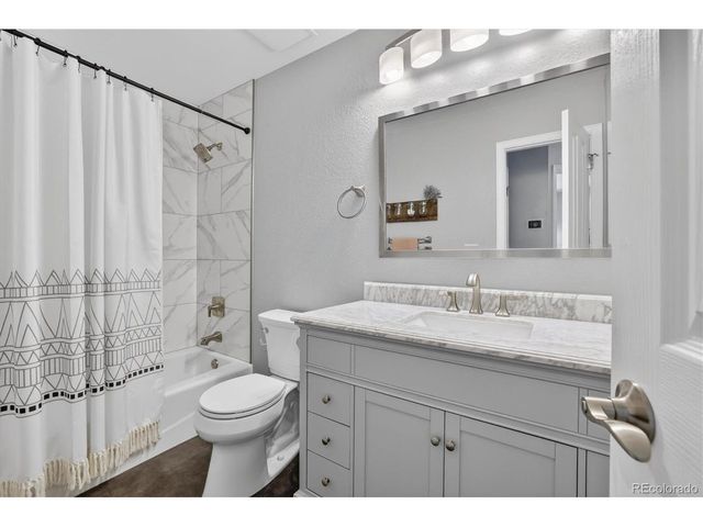 6818 Lupine Way, Arvada, CO 80007