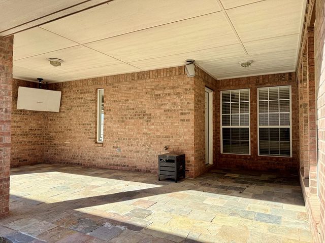 2811 Sunburst Dr, Midland, TX 79707