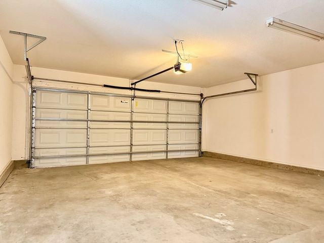 2811 Sunburst Dr, Midland, TX 79707