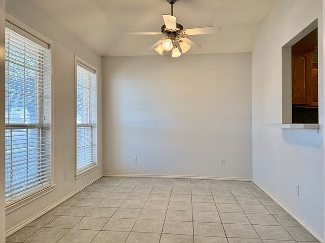 2811 Sunburst Dr, Midland, TX 79707