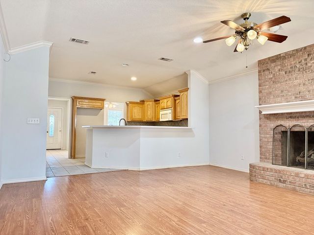 2811 Sunburst Dr, Midland, TX 79707