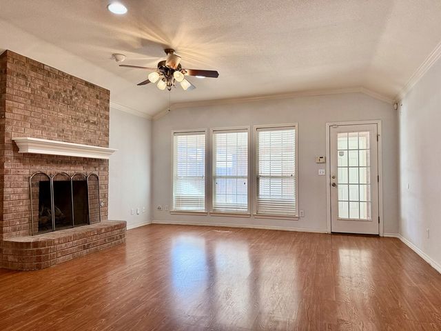 2811 Sunburst Dr, Midland, TX 79707