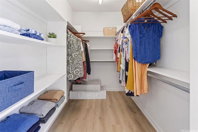 5207 Poola Street, Honolulu, HI 96821