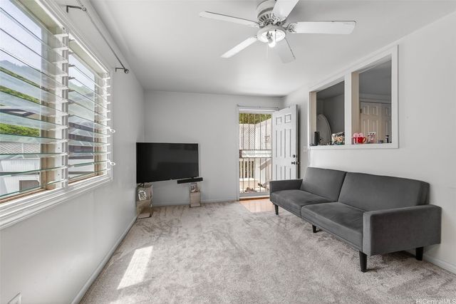 5207 Poola Street, Honolulu, HI 96821