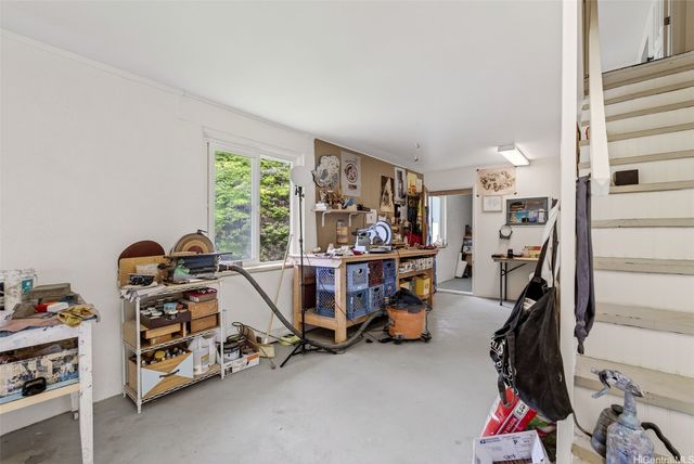 5207 Poola Street, Honolulu, HI 96821
