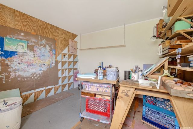 5207 Poola Street, Honolulu, HI 96821