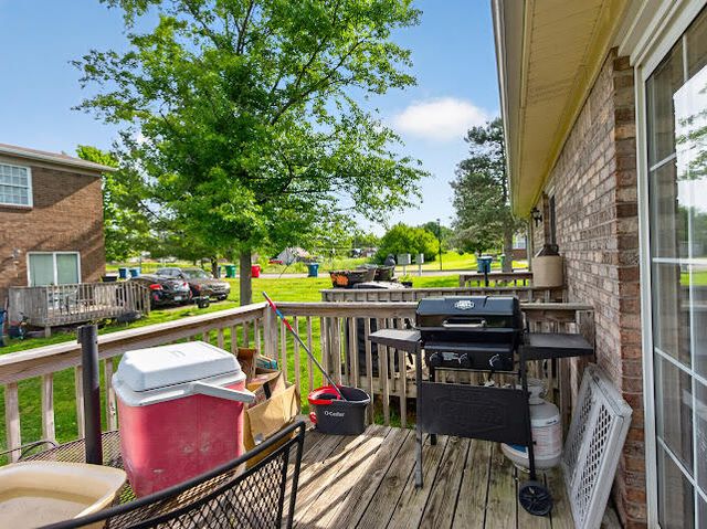 702-728 Parkway Avenue, Harrodsburg, KY 40330