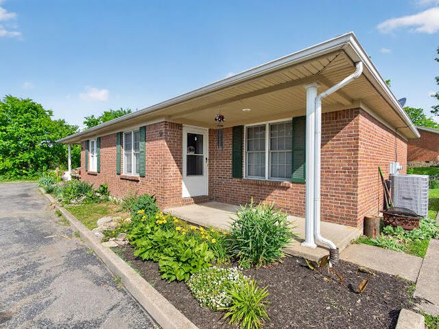 702-728 Parkway Avenue, Harrodsburg, KY 40330
