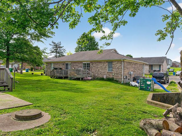 702-728 Parkway Avenue, Harrodsburg, KY 40330