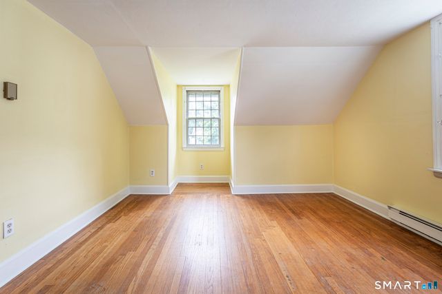 59 Glenwood Street, Manchester, CT 06040