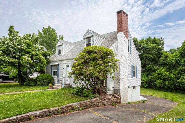 59 Glenwood Street, Manchester, CT 06040