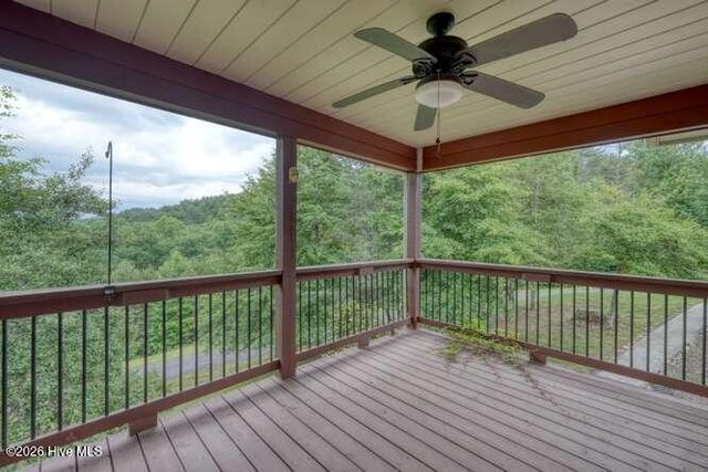99 Old Possum Way, Murphy, NC 28906