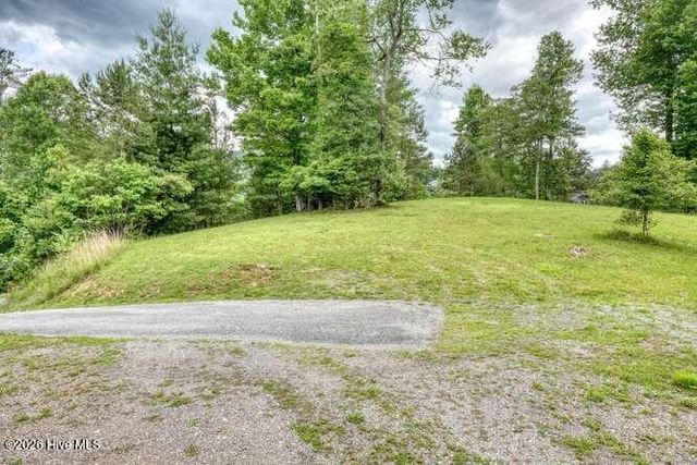 99 Old Possum Way, Murphy, NC 28906