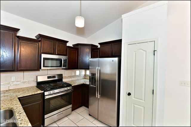 13136 WELLINGTON, Horizon City, TX 79928