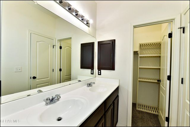 13136 WELLINGTON, Horizon City, TX 79928