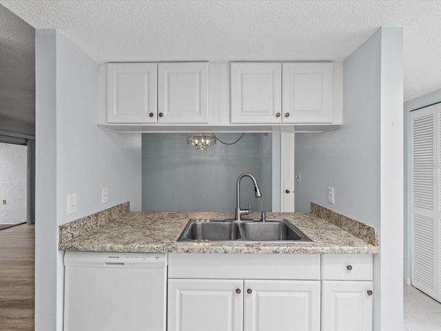 3806 STAYSAIL LANE, Holiday, FL 34691