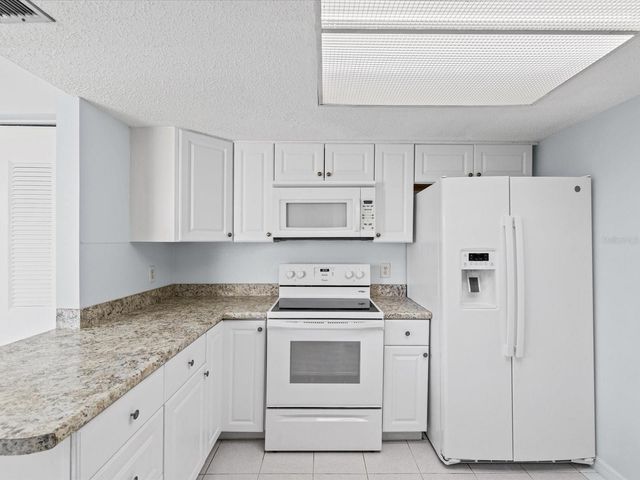 3806 STAYSAIL LANE, Holiday, FL 34691