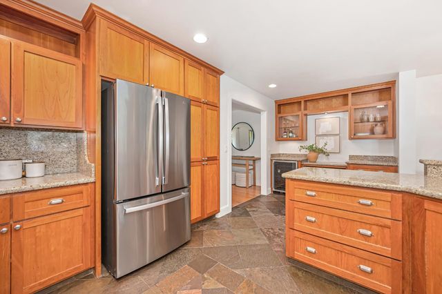 4045 Esperanza Dr, Sacramento, CA 95864