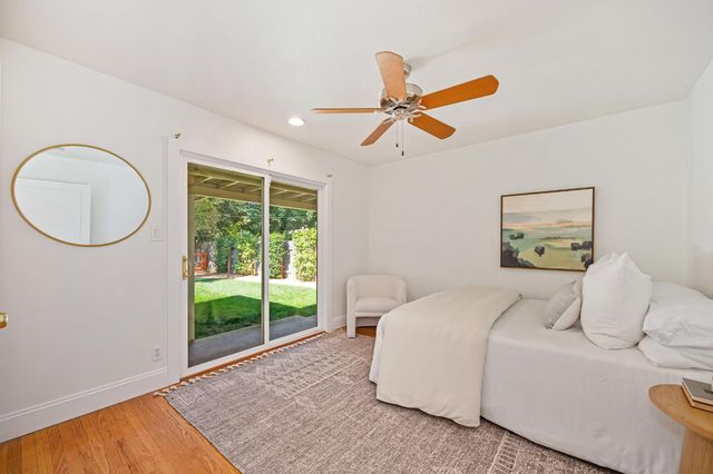 4045 Esperanza Dr, Sacramento, CA 95864