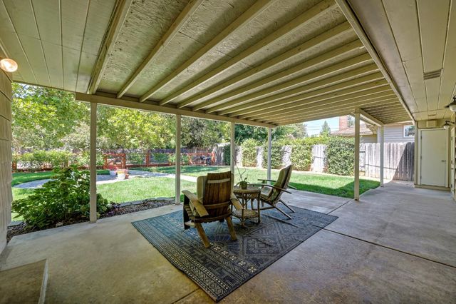 4045 Esperanza Dr, Sacramento, CA 95864
