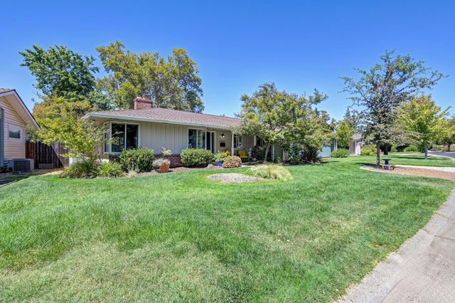 4045 Esperanza Dr, Sacramento, CA 95864