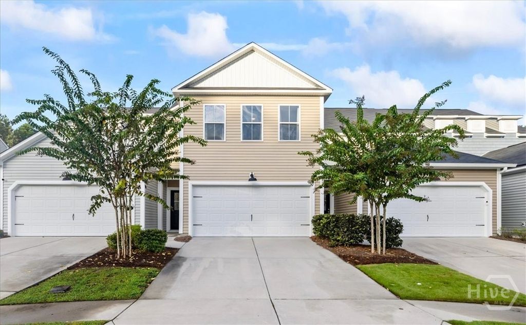 Image 1 of property listing at 147 Bellasera Way, Richmond Hill, GA 31324