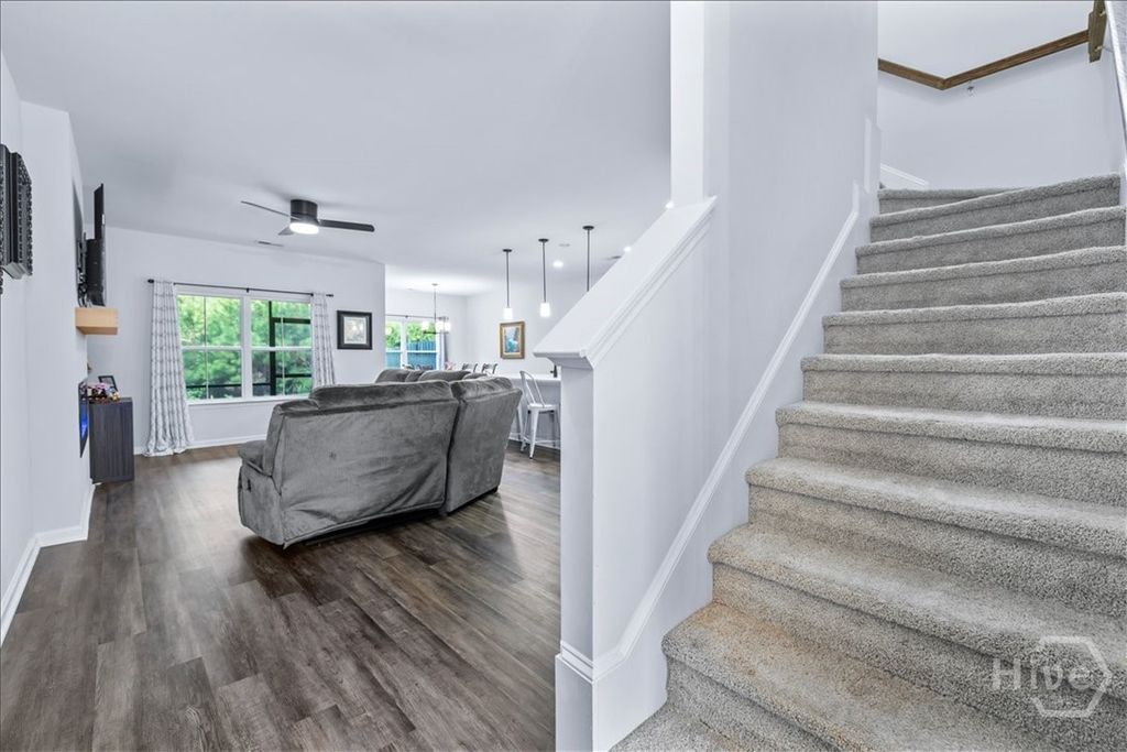 Image 3 of property listing at 147 Bellasera Way, Richmond Hill, GA 31324