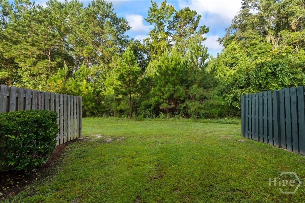 Image 31 of property listing at 147 Bellasera Way, Richmond Hill, GA 31324
