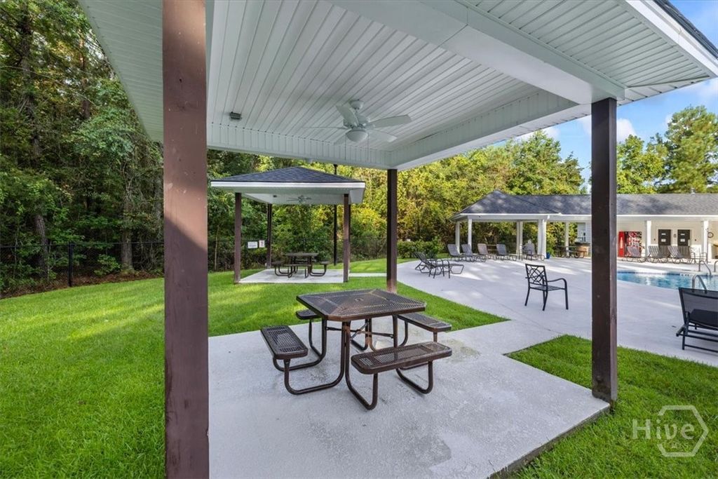 Image 36 of property listing at 147 Bellasera Way, Richmond Hill, GA 31324