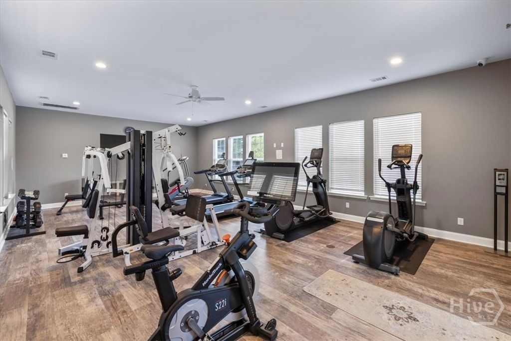Image 40 of property listing at 147 Bellasera Way, Richmond Hill, GA 31324