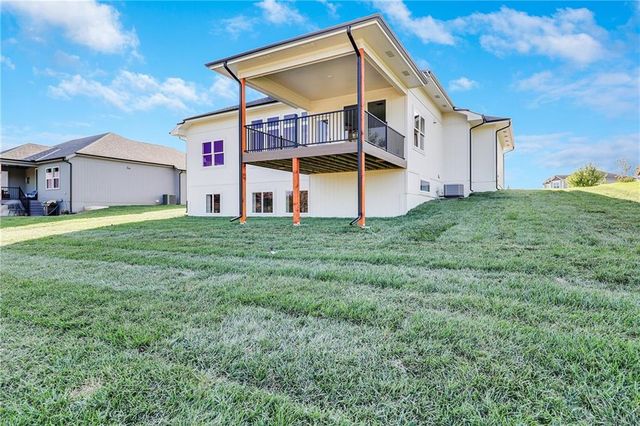 1918 Owen Drive, Pleasant Hill, MO 64080