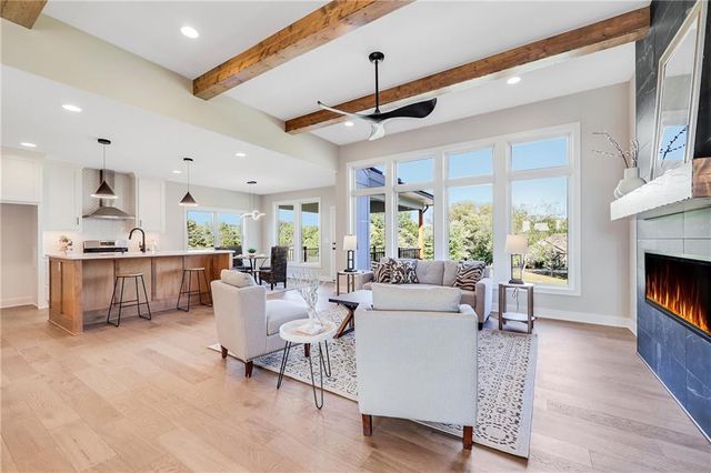 1918 Owen Drive, Pleasant Hill, MO 64080