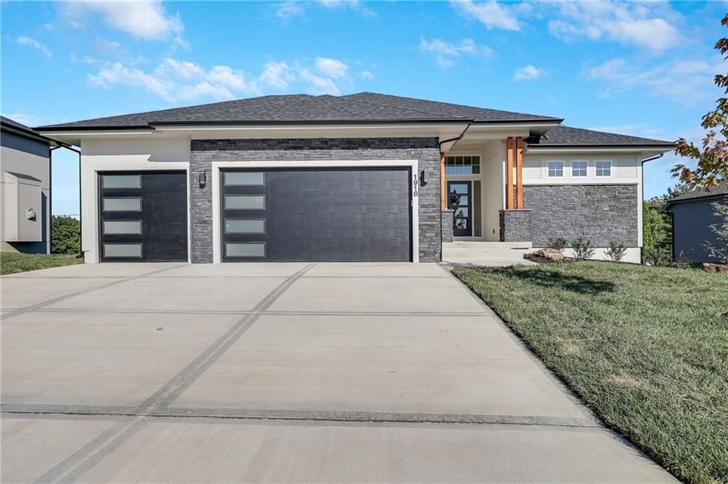 1918 Owen Drive, Pleasant Hill, MO 64080