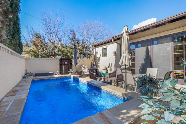 2537 Lubbock Avenue, Fort Worth, TX 76109