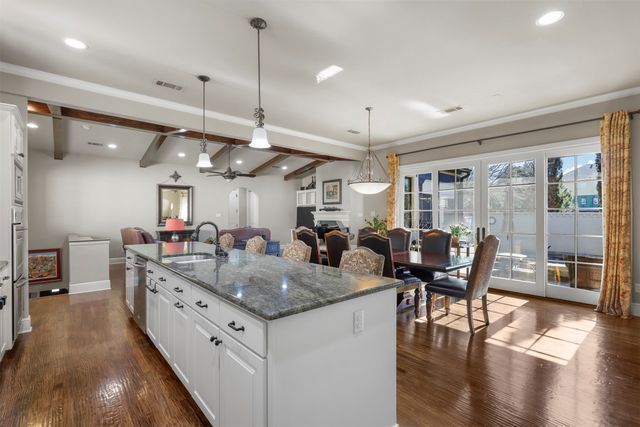 2537 Lubbock Avenue, Fort Worth, TX 76109